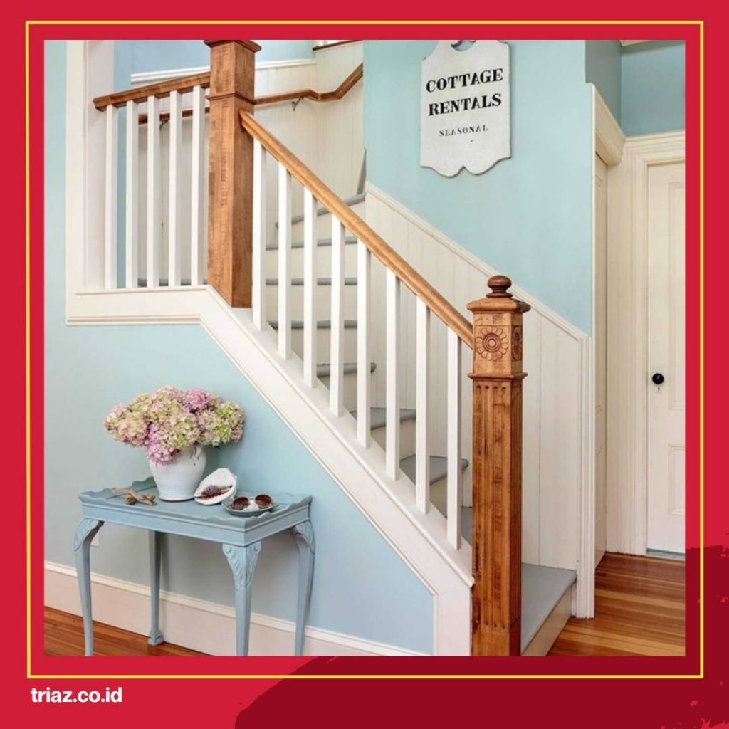 railing tangga kayu